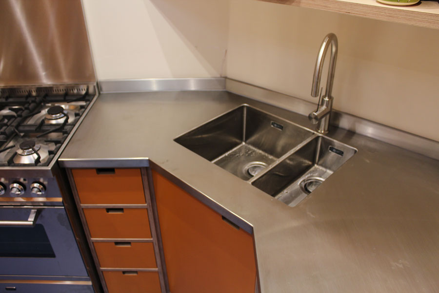 inset stainless steel sink