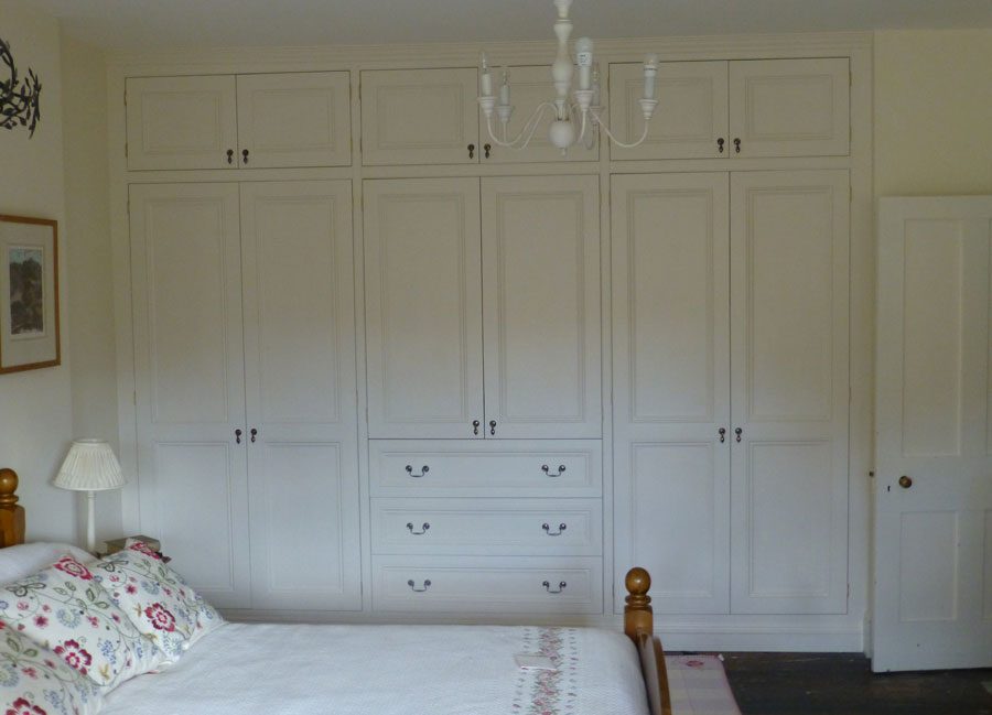 fitted bespoke Victorian style wardrobe